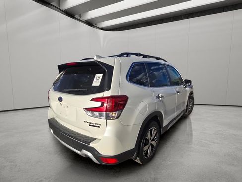 Used 2019 Subaru Forester Touring image 9