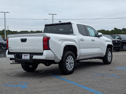 New 2026 Toyota Tacoma SR5 image 5
