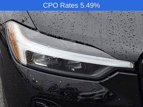 Certified 2023 Volvo XC60 B5 Plus w/ Climate Package AWD/4WD image 11