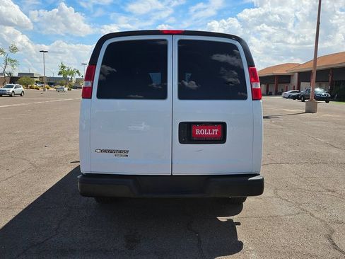 Used 2014 Chevrolet Express 1500 RWD image 10