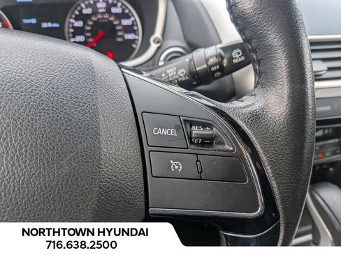 Used 2018 Mitsubishi Eclipse Cross SE image 27