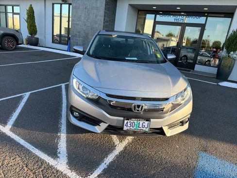 Used 2018 Honda Civic EX-L image 2