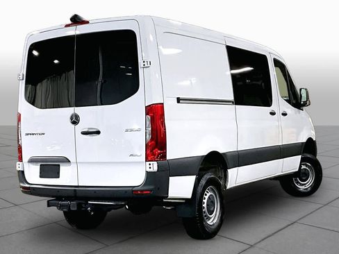 Used 2025 Mercedes-Benz Sprinter 2500 image 13