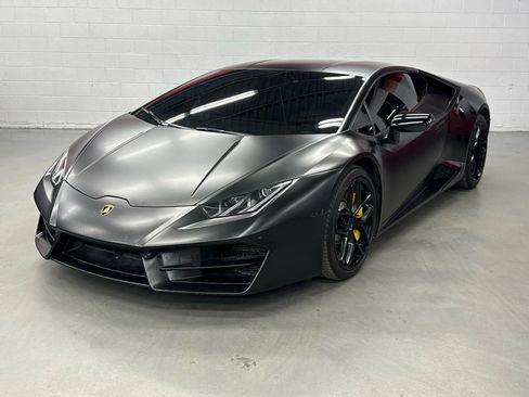 Used 2017 Lamborghini Huracan LP 580-2 image 2