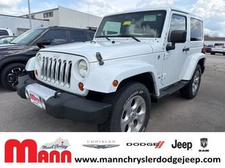 Used 2013 Jeep Wrangler Sahara AWD/4WD video 1