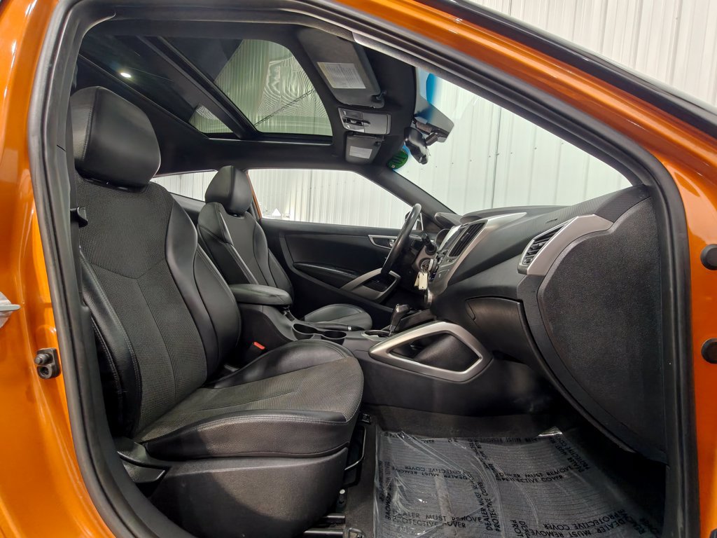 Used 2016 Hyundai Veloster w/ Option Group 02 FWD image 21