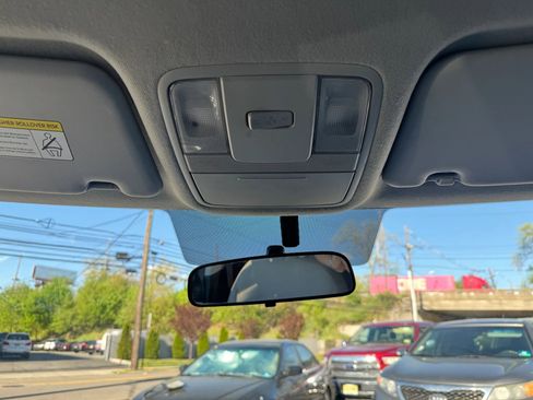 Used 2020 Kia Soul LX FWD image 23