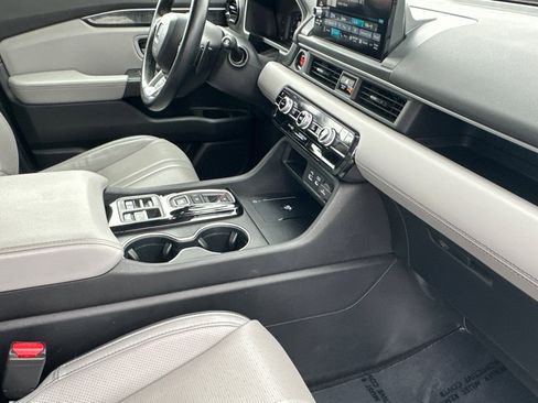 Certified 2023 Honda Pilot Elite image 17