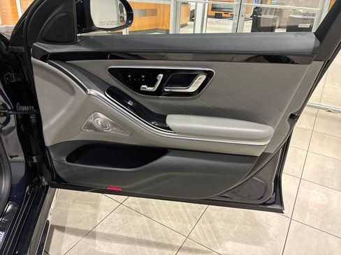 Used 2022 Mercedes-Benz S 580 4MATIC Sedan image 25