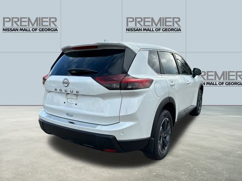 New 2026 Nissan Rogue SV w/ Cold Weather Package image 5
