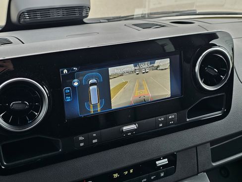 New 2025 Mercedes-Benz Sprinter 2500 image 35