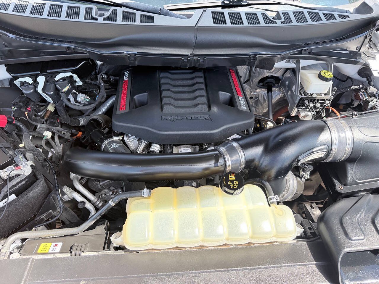 Used 2021 Ford F150 Raptor w/ Equipment Group 801A High AWD/4WD image 36