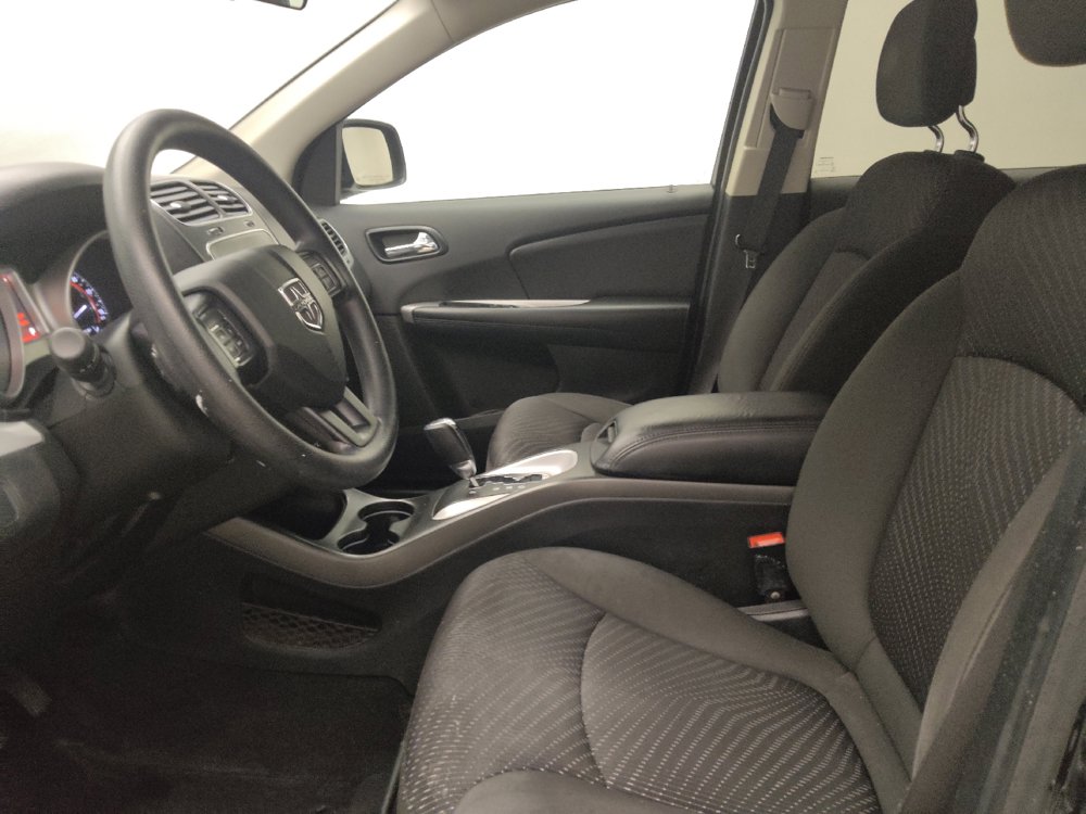 Used 2018 Dodge Journey SE FWD image 17