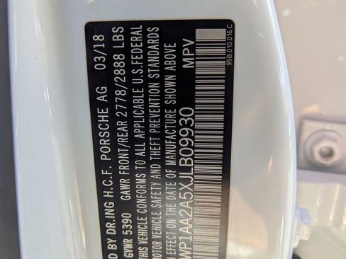 Used 2018 Porsche Macan image 20