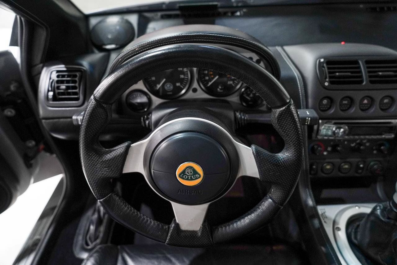 Used 2002 Lotus Esprit RWD image 9
