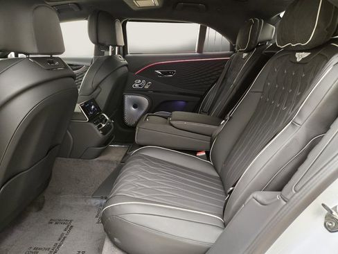 New 2026 Bentley Flying Spur Plug-In Hybrid AWD/4WD image 17