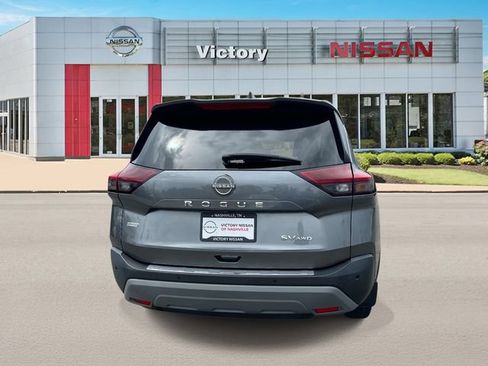 Used 2023 Nissan Rogue SV AWD/4WD image 4