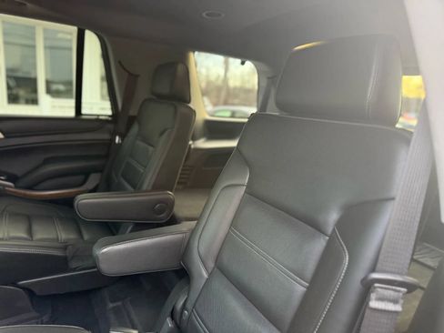 Used 2019 GMC Yukon Denali w/ Denali Ultimate Package AWD/4WD image 39