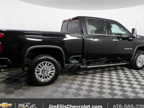 Used 2023 Chevrolet Silverado 2500 High Country w/ Z71 Off-Road Package image 2