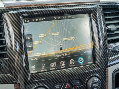 Used 2016 RAM 1500 Laramie w/ Convenience Group image 28