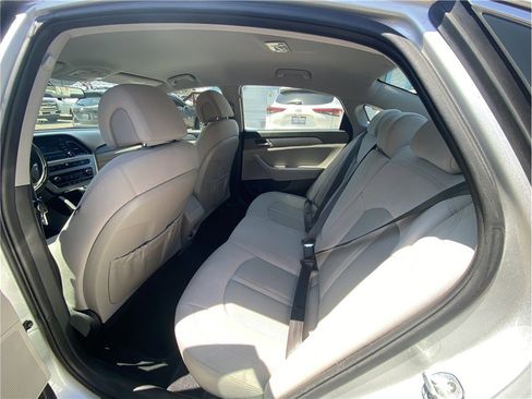 Used 2017 Hyundai Sonata SE image 10