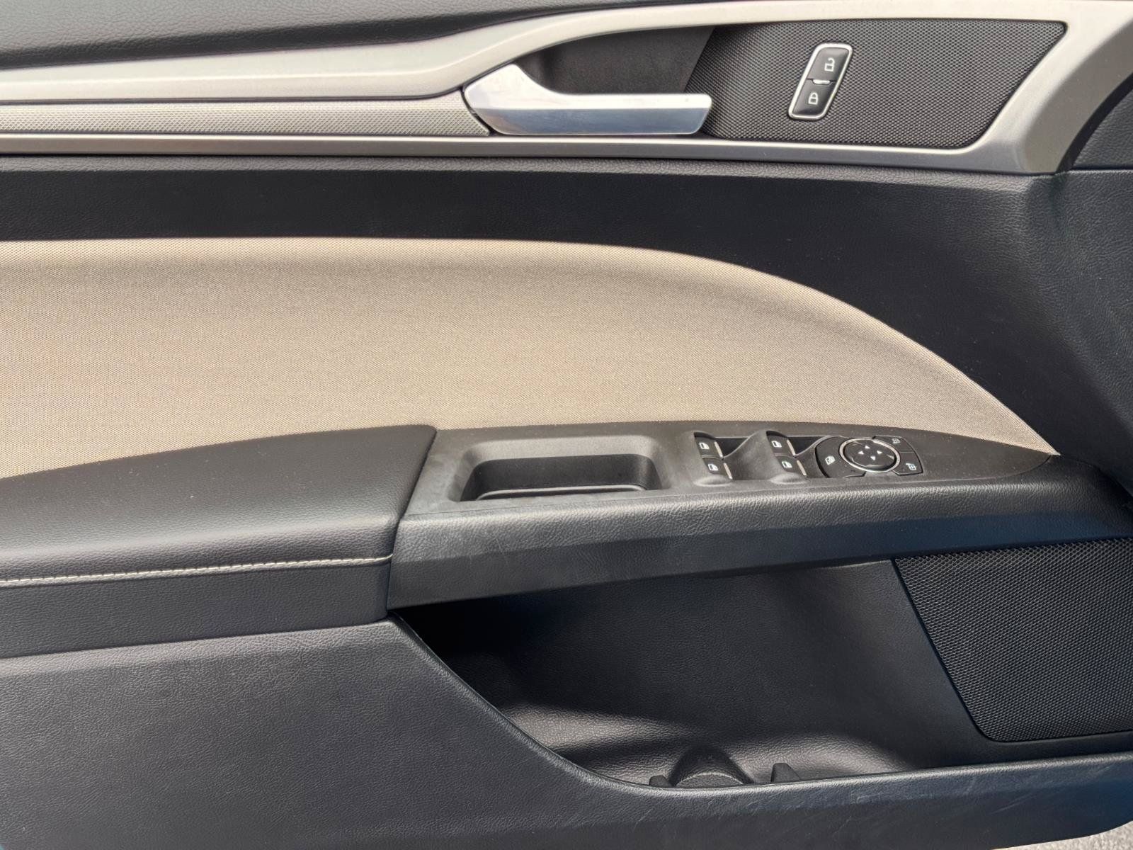 Used 2019 Ford Fusion S FWD image 14