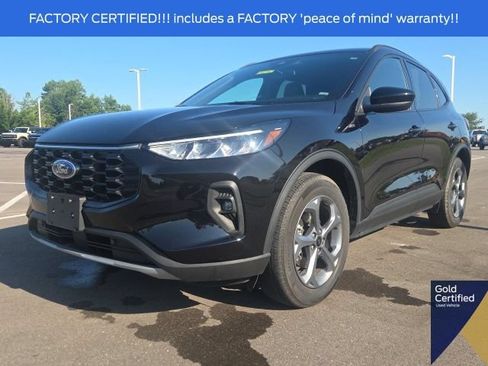Used 2025 Ford Escape ST-Line Select AWD/4WD image 2