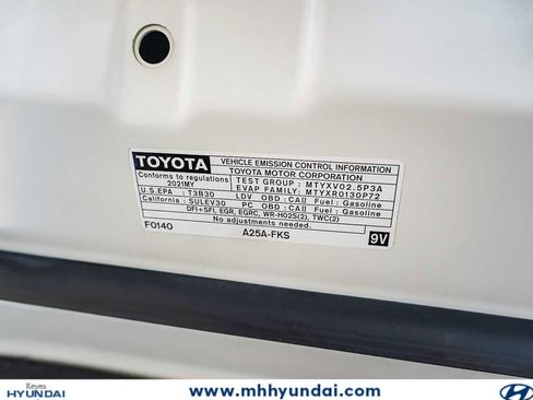 Used 2021 Toyota Camry SE w/ Carpet Mat Package (TMS) FWD image 30