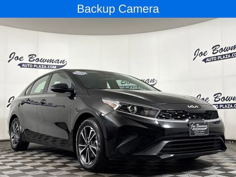 Used 2024 Kia Forte LXS w/ LXS Technology Package FWD image 4