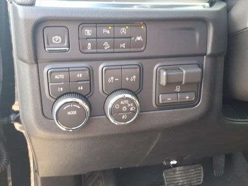 New 2026 Chevrolet Tahoe Premier w/ Sun And Tow Package AWD/4WD image 15
