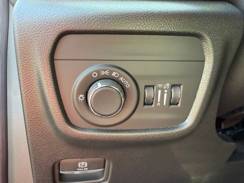 New 2025 Jeep Grand Cherokee Laredo X w/ Luxury Tech Group I image 14