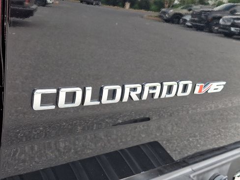 Used 2017 Chevrolet Colorado Z71 AWD/4WD image 32