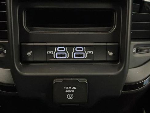 Used 2023 RAM 2500 Limited AWD/4WD image 34