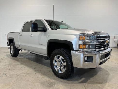 Used 2015 Chevrolet Silverado 2500 LTZ image 5