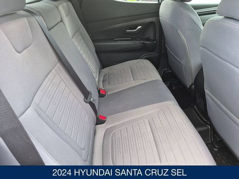 Used 2024 Hyundai Santa Cruz SEL AWD/4WD image 30