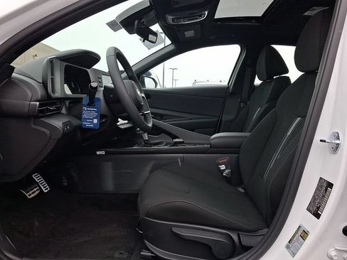 Used 2026 Hyundai Elantra SEL Sport Premium FWD image 9