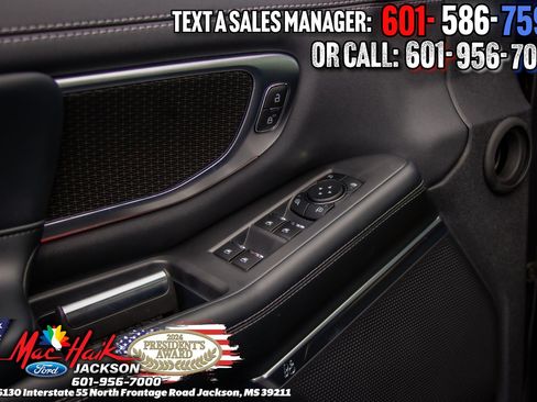 Used 2025 Ford Expedition Platinum image 15