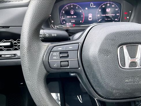 Used 2023 Honda Accord EX image 23