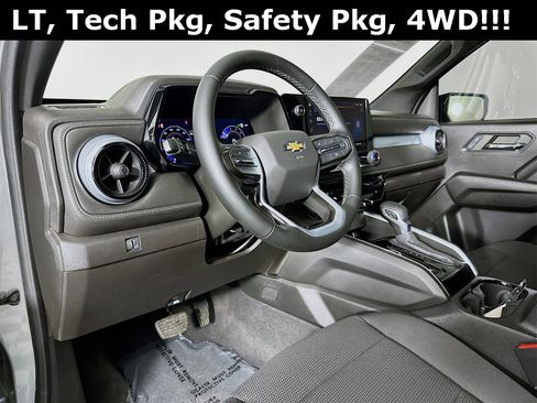 Used 2024 Chevrolet Colorado LT w/ LT Convenience Package II image 10