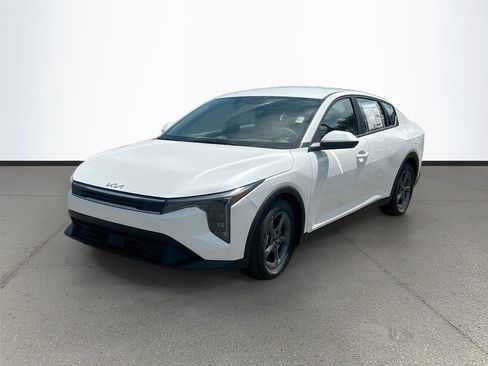 New 2026 Kia K4 FWD image 3