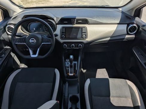 Used 2021 Nissan Versa SV FWD image 13