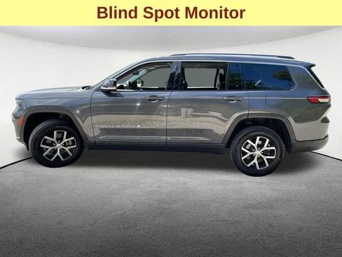 Used 2023 Jeep Grand Cherokee L Limited AWD/4WD image 6