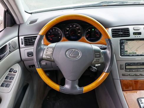 Used 2005 Lexus ES 330 FWD image 9