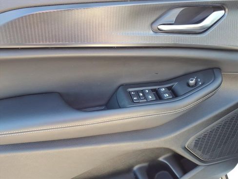 Certified 2024 Jeep Grand Cherokee Altitude image 6