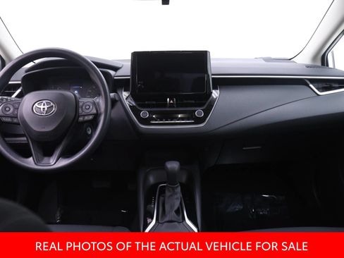 Used 2024 Toyota Corolla LE FWD image 5