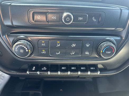 Used 2016 Chevrolet Silverado 3500 W/T w/ WT Convenience Package AWD/4WD image 18