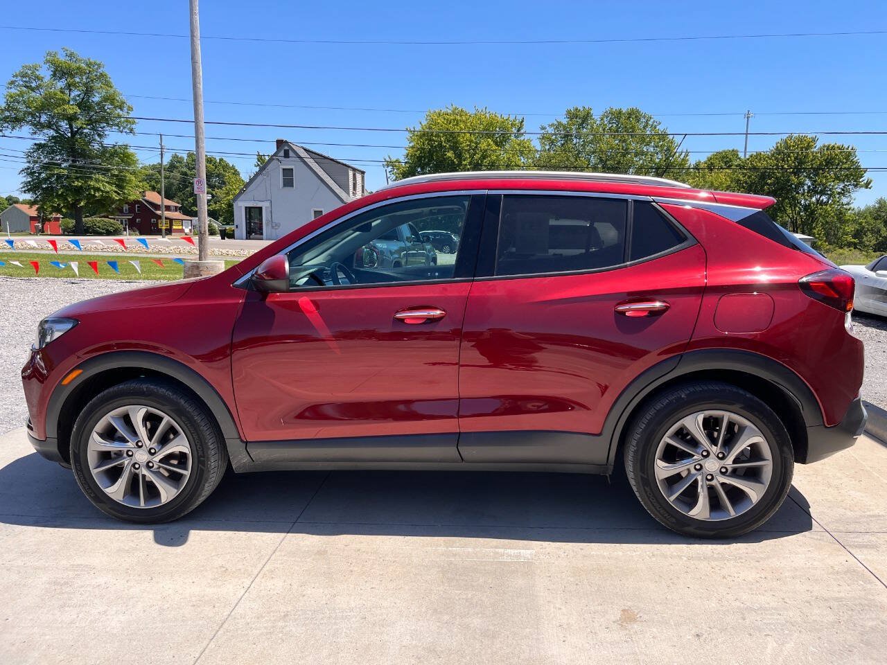 Used 2023 Buick Encore GX Essence w/ Experience Buick Package AWD/4WD image 3