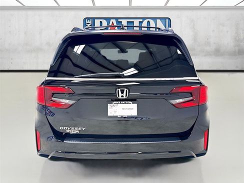 New 2026 Honda Odyssey EX-L image 6