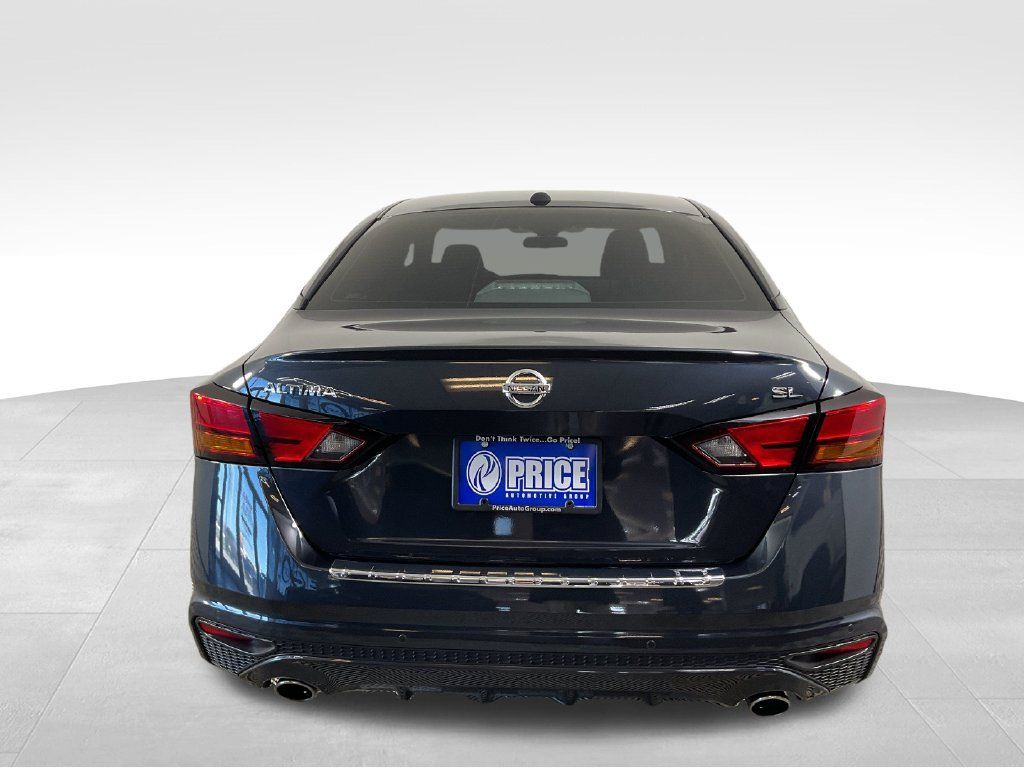 Used 2022 Nissan Altima 2.5 SL FWD image 8