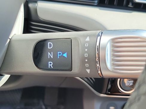 New 2024 Hyundai Ioniq 5 Limited image 8